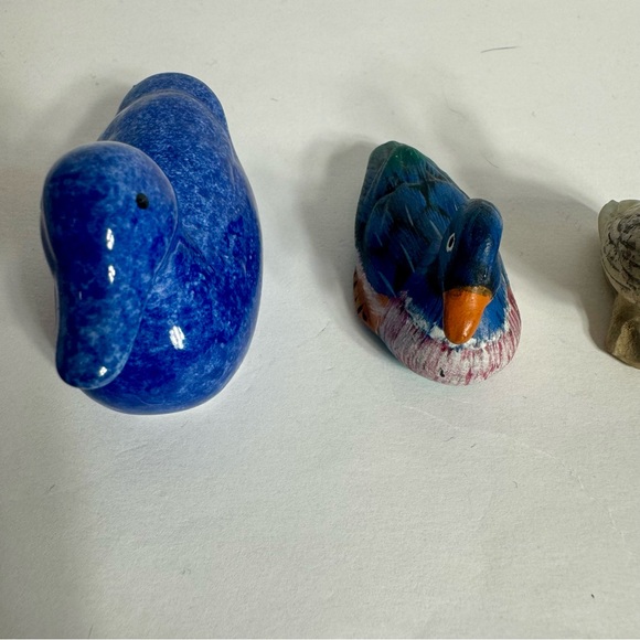 Vintage collection of an animals. 3 ceramic ducks and 1 pewter frog. - Picture 3 of 12